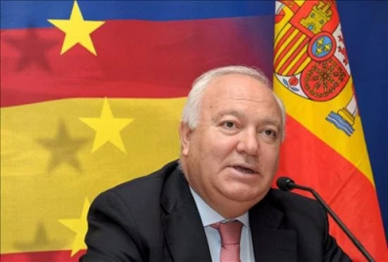 وزير الخارجية الأسباني خوسيه مانويا جارثيا مارجاي وزير الخارجية الأسباني خوسيه مانويا جارثيا مارجاي