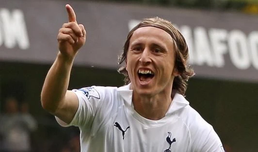 النجم الكرواتي لوكا مودريتش النجم الكرواتي لوكا مودريتش