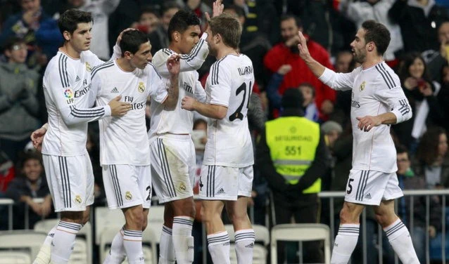 فرحة لاعبي ريال مدريد بهدف دي ماريا فرحة لاعبي ريال مدريد بهدف دي ماريا