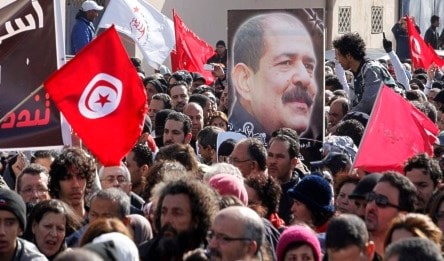 رفاق شكري بلعيد وأقاربه سبق أن اتهموا النهضة بالمسؤولية عن اغتياله رفاق شكري بلعيد وأقاربه سبق أن اتهموا النهضة بالمسؤولية عن اغتياله