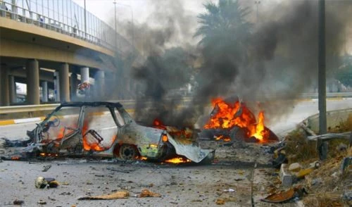 تفجير 17 سيارة في العراق وسقوط 55 قتيلاً ومئات الجرحى تفجير 17 سيارة في العراق وسقوط 55 قتيلاً ومئات الجرحى