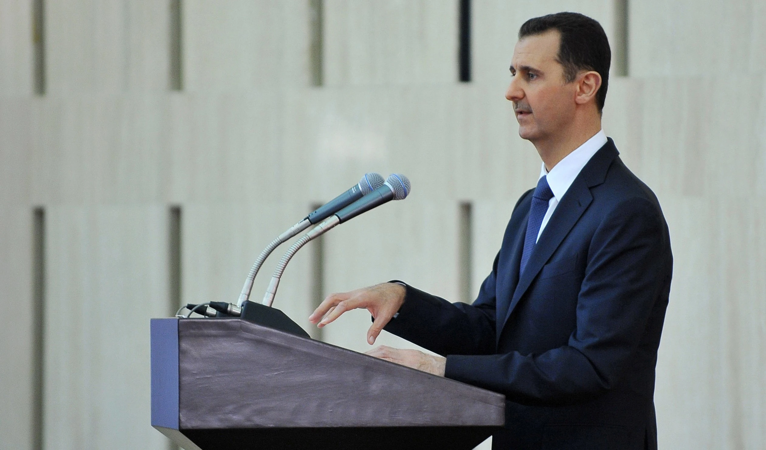 الرئيس الأسد أكد السوريون وحدهم القادرون على إنهاء الأزمة الرئيس الأسد أكد السوريون وحدهم القادرون على إنهاء الأزمة