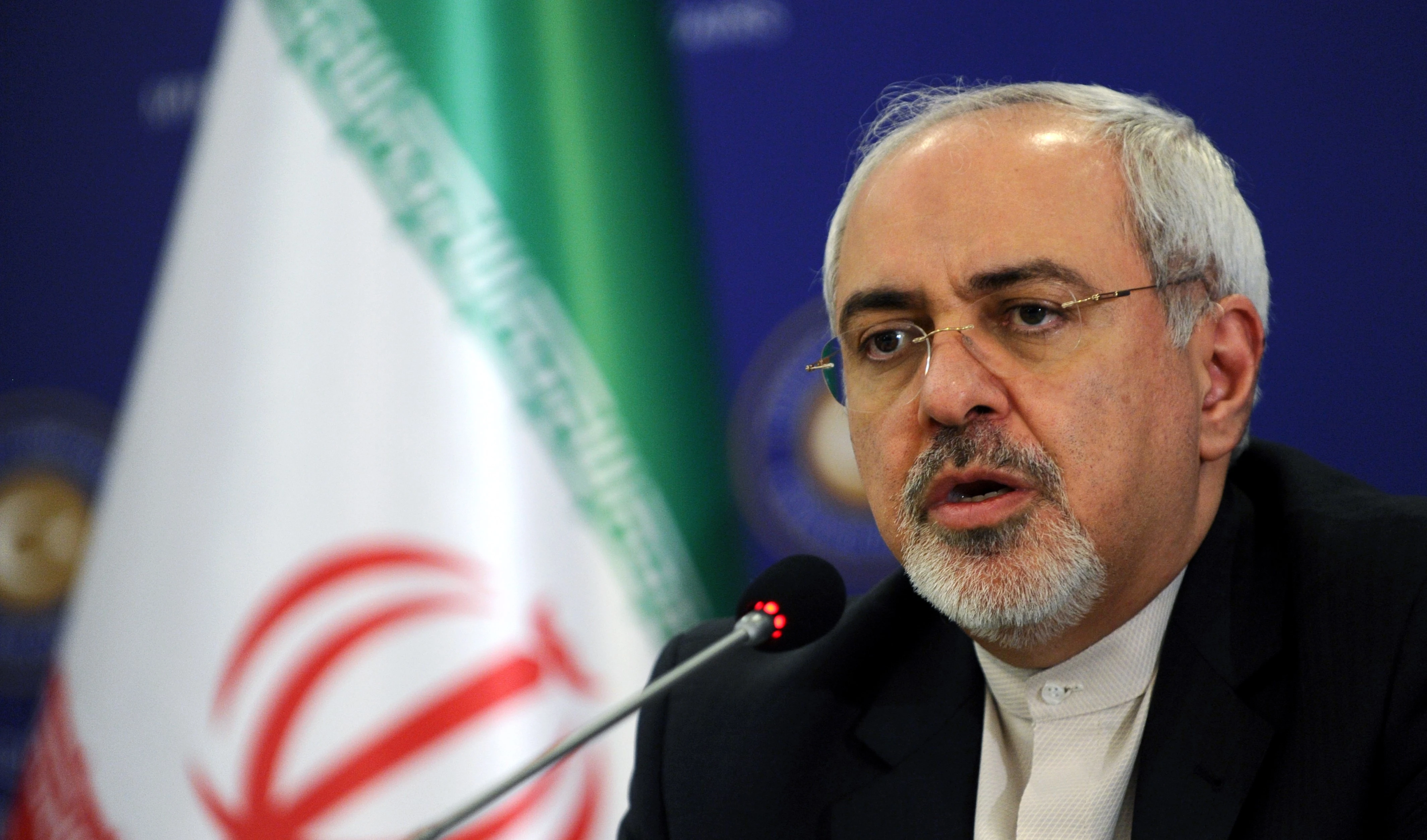 ظريف: ايران باتت أكثر أمنا ولم يعد بإمكان احد قرع طبول الحرب ظريف: ايران باتت أكثر أمنا ولم يعد بإمكان احد قرع طبول الحرب