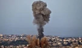 اخلاء مواقع المقاومة بعد الغارات الاسرائيلية على قطاع غزة اخلاء مواقع المقاومة بعد الغارات الاسرائيلية على قطاع غزة