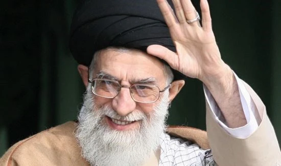 خامنئي: الإحتلال يمارس الإبادة في غزة ومن يدعمه يجب أن يحاكم خامنئي: الإحتلال يمارس الإبادة في غزة ومن يدعمه يجب أن يحاكم
