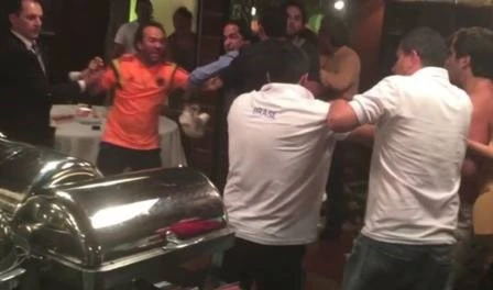 شارك في الشجار شخصيات كولومبية مشهورة شارك في الشجار شخصيات كولومبية مشهورة
