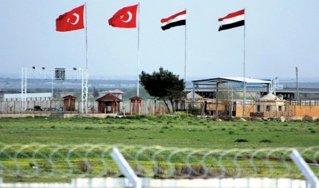 حدود تركيا مع سوريا تحت رقابة قوى لا دول ومتفلتة من القانون حدود تركيا مع سوريا تحت رقابة قوى لا دول ومتفلتة من القانون