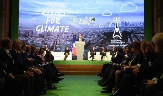 المدن الصناعية تئنّ بسموم التلوث والغذاء والبحار والمياه المدن الصناعية تئنّ بسموم التلوث والغذاء والبحار والمياه