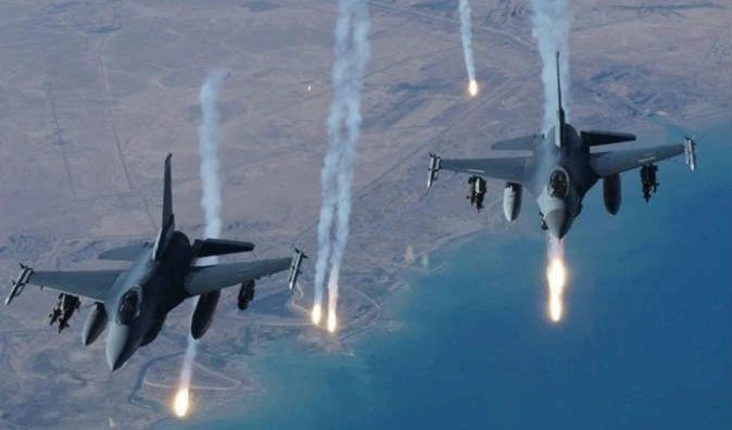 يعتبر البيان أن القصف السعودي على اليمن لا يخدم إلا المصلحة الصهيونية يعتبر البيان أن القصف السعودي على اليمن لا يخدم إلا المصلحة الصهيونية