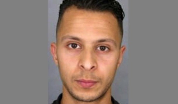 لا يزال صلاح عبد السلام فاراً (أ ف ب) لا يزال صلاح عبد السلام فاراً (أ ف ب)