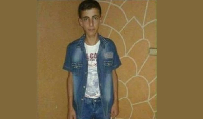 مسلحو "جند الأقصى" يقتلون الطفل رامي السجناوي رمياً بالرصاص في ريف إدلب بتهمة "شتم الدين" مسلحو "جند الأقصى" يقتلون الطفل رامي السجناوي رمياً بالرصاص في ريف إدلب بتهمة "شتم الدين"