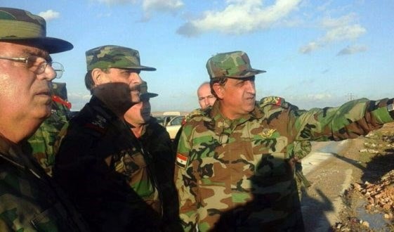 وزير الدفاع السوري في زيارة تفقدية لبعض النقاط العسكرية في حلب (سانا) وزير الدفاع السوري في زيارة تفقدية لبعض النقاط العسكرية في حلب (سانا)