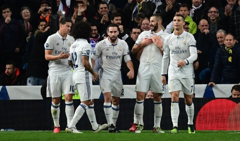 ريال مدريد يخوض اللقاء منتشياً بتعادله القاتل مع برشلونة في "الكلاسيكو" (أ ف ب) ريال مدريد يخوض اللقاء منتشياً بتعادله القاتل مع برشلونة في "الكلاسيكو" (أ ف ب)