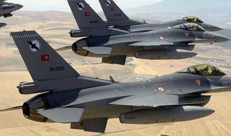 الجيش التركي: دمرت طائراتنا مواقع لداعش في مدينة الباب الجيش التركي: دمرت طائراتنا مواقع لداعش في مدينة الباب