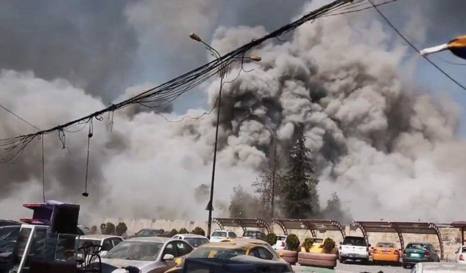 المصادر تتحدث عن احتمال ازدياد عدد القتلى والجرحى جرّاء القصف الأميركي المصادر تتحدث عن احتمال ازدياد عدد القتلى والجرحى جرّاء القصف الأميركي