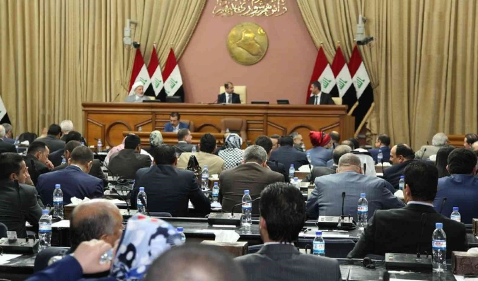 رئيس مجلس النواب سليم الجبوري قدم دعوى قضائية ضد وزير الدفاع خالد العبيدي. رئيس مجلس النواب سليم الجبوري قدم دعوى قضائية ضد وزير الدفاع خالد العبيدي.