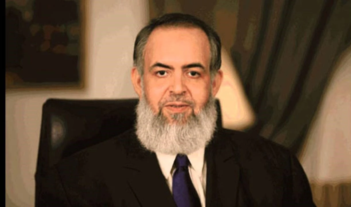 الداعية السلفي حازم صلاح أبو إسماعيل متهم بالتحريض على حصار محكمة مدينة نصر الداعية السلفي حازم صلاح أبو إسماعيل متهم بالتحريض على حصار محكمة مدينة نصر
