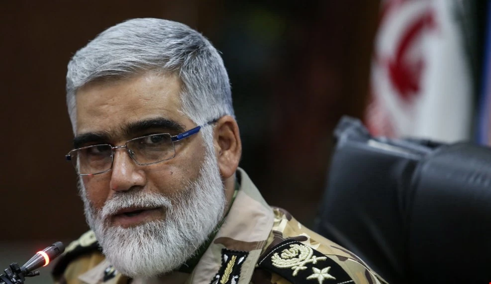 نائب القائد العام للجيش الإيراني: لن نسمح لأي شخص وممثل لأي بلد بزيارة مراكزنا العسكرية نائب القائد العام للجيش الإيراني: لن نسمح لأي شخص وممثل لأي بلد بزيارة مراكزنا العسكرية