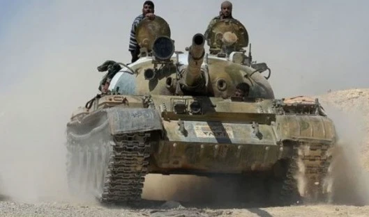 الجيش السوري يتقدم في ريف حمص الشرقي الجيش السوري يتقدم في ريف حمص الشرقي