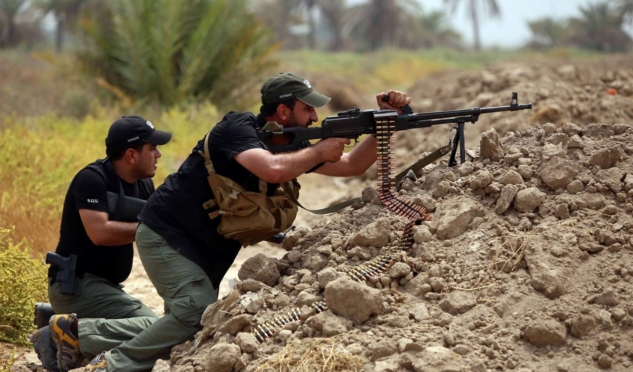 الحشد يستعد لعملية قطع إمداد داعش من تلعفر وإليها وللساحل الأيمن للموصل الحشد يستعد لعملية قطع إمداد داعش من تلعفر وإليها وللساحل الأيمن للموصل