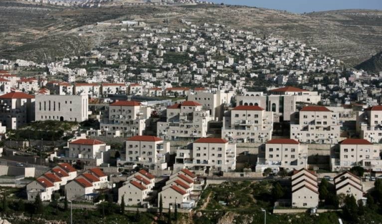 مشروع لبناء 25 ألف وحدة اسيتطانية في القدس على طرفي الخطّ الأخضر رغم تصويت مجلس الأمن ضد الاستيطان مشروع لبناء 25 ألف وحدة اسيتطانية في القدس على طرفي الخطّ الأخضر رغم تصويت مجلس الأمن ضد الاستيطان