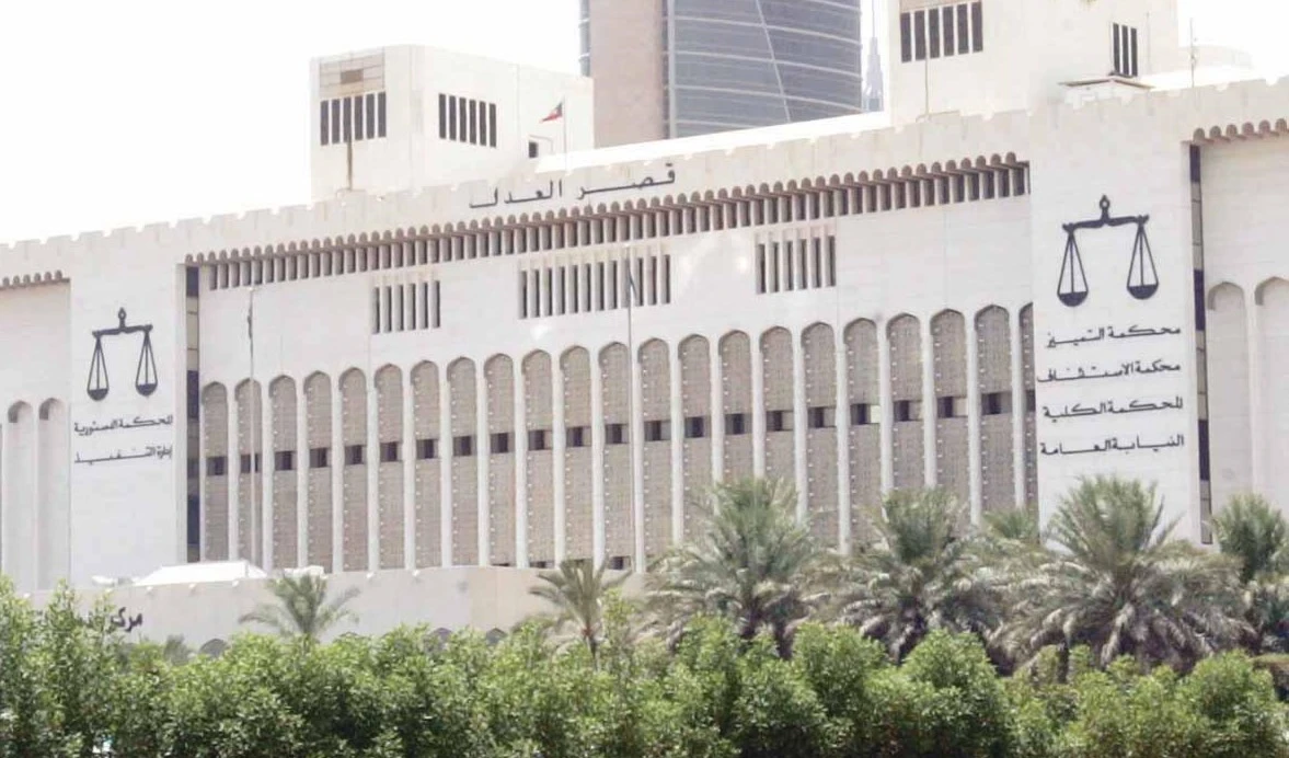 عدد الدبلوماسيين الإيرانيين سيخفض من 19 إلى 4 عدد الدبلوماسيين الإيرانيين سيخفض من 19 إلى 4