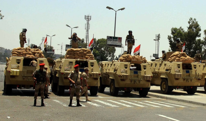 كان الجيش المصري قد أعلن عن مقتل سبعة مدنيين خلال إحباط هجوم على أحد كمائنه كان الجيش المصري قد أعلن عن مقتل سبعة مدنيين خلال إحباط هجوم على أحد كمائنه