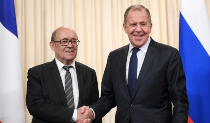 سيرغي لافروف ونظيره الفرنسي جان إيف لودريان في باريس سيرغي لافروف ونظيره الفرنسي جان إيف لودريان في باريس