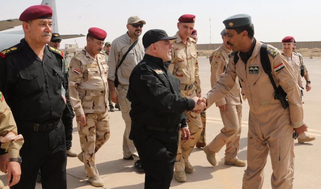 العبادي يصل إلى الموصل لتهنئة القوات العراقية بالنصر العبادي يصل إلى الموصل لتهنئة القوات العراقية بالنصر
