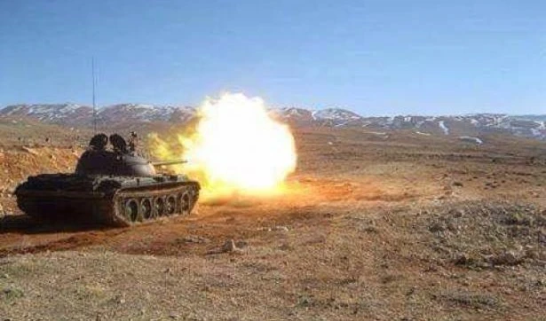 الجيش اللبناني يحرر خربة داوود وخربة التينة ويتجه إلى وادي الخشن ويشنّ قصفاً عنيفاً على مواقع داعش الجيش اللبناني يحرر خربة داوود وخربة التينة ويتجه إلى وادي الخشن ويشنّ قصفاً عنيفاً على مواقع داعش
