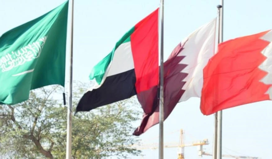 من الواضح بأن هناك فصلاً بين ما هو أمني وعسكري في العلاقات الخليجية وبين ما هو دبلوماسي وسياسي من الواضح بأن هناك فصلاً بين ما هو أمني وعسكري في العلاقات الخليجية وبين ما هو دبلوماسي وسياسي