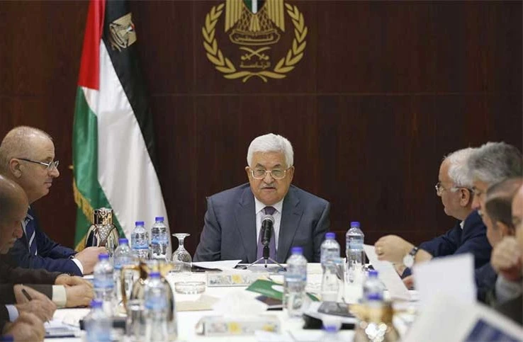 عباس: الطريق اليوم سالك لتحقيق إزالة أسباب الانقسام والمصالحة الفلسطينية عباس: الطريق اليوم سالك لتحقيق إزالة أسباب الانقسام والمصالحة الفلسطينية