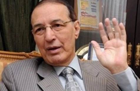 الإعلامي "حمدي الكنيسي" الإعلامي "حمدي الكنيسي"