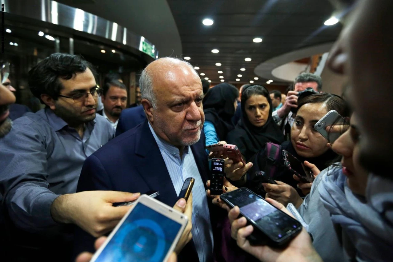 وزير النفط الإيراني: لن ننضم لأي اتفاق لخفض إنتاج النفط إلى حين رفع العقوبات وزير النفط الإيراني: لن ننضم لأي اتفاق لخفض إنتاج النفط إلى حين رفع العقوبات