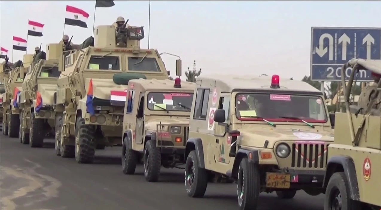 العملية العسكرية الشاملة "سيناء 2018" تعد الأكبر في تاريخ المواجهات العسكرية والأمنية المصرية مع الإرهاب العملية العسكرية الشاملة "سيناء 2018" تعد الأكبر في تاريخ المواجهات العسكرية والأمنية المصرية مع الإرهاب