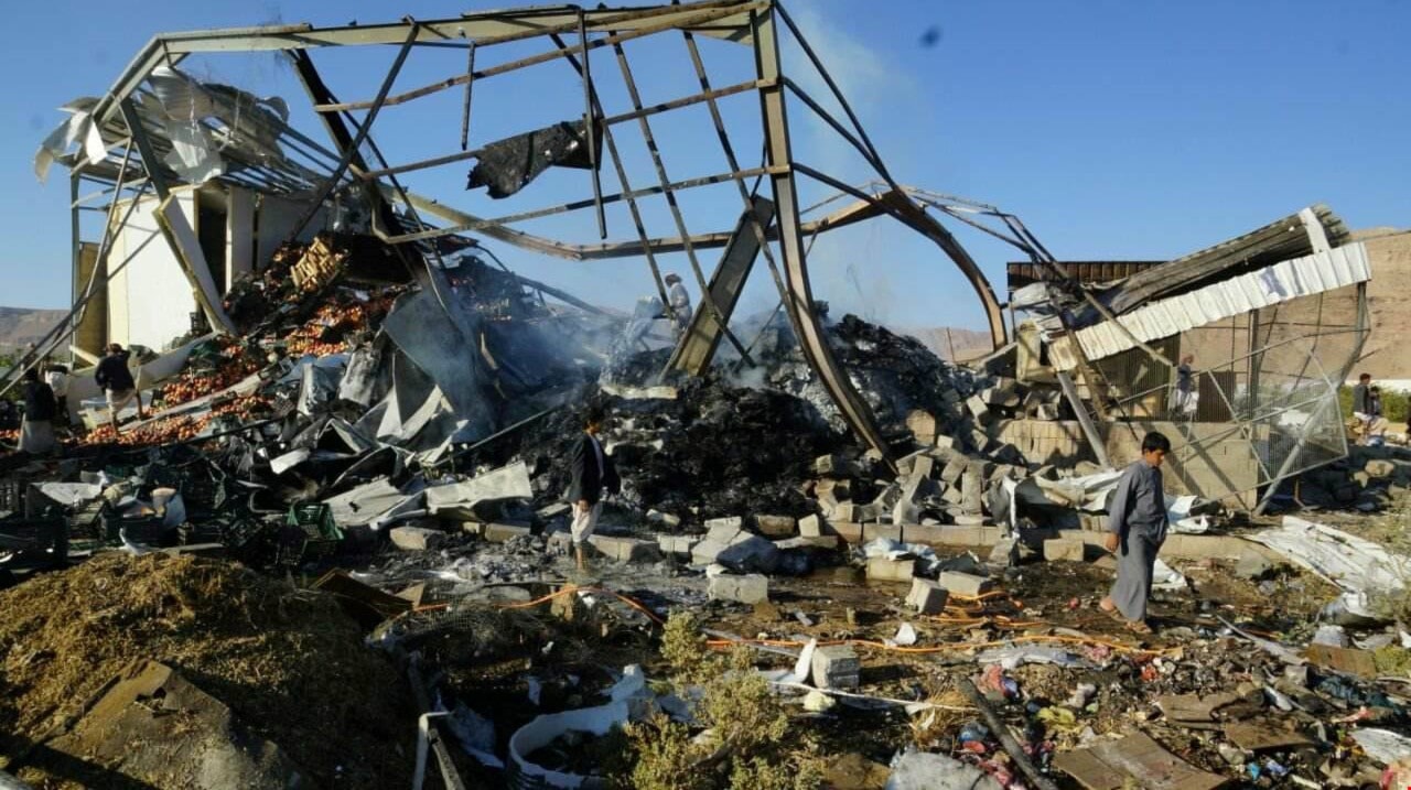 سقوط مدنيين ومسعفين في مجزرة صعدة (الصورة أرشيف) سقوط مدنيين ومسعفين في مجزرة صعدة (الصورة أرشيف)