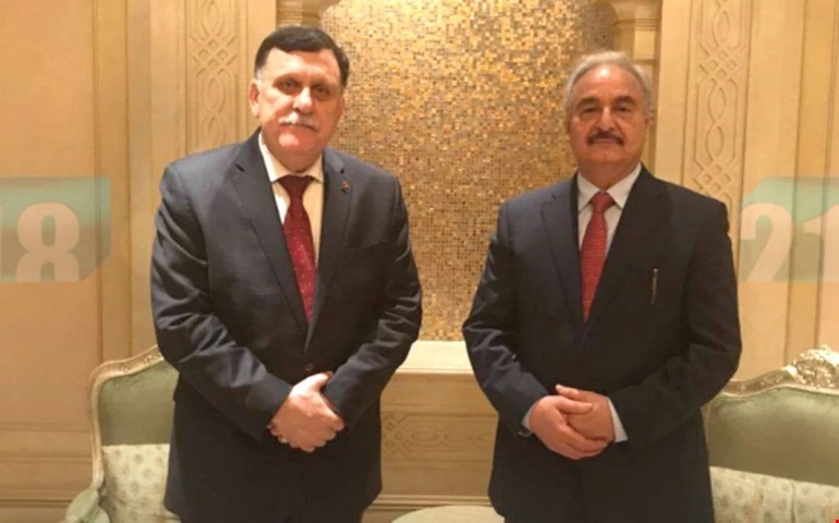 صورة تجمع خليفة حفتر مع فايز السراج صورة تجمع خليفة حفتر مع فايز السراج