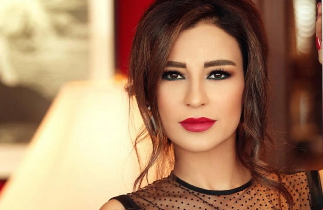 الممثلة اللبنانية ماغي أبوغصن: سوريا بالقلب الممثلة اللبنانية ماغي أبوغصن: سوريا بالقلب
