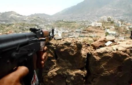 مقتل عناصر من قوات هادي برصاص قناصة الجيش واللجان جنوب غرب محافظة تعز- صورة أرشيف مقتل عناصر من قوات هادي برصاص قناصة الجيش واللجان جنوب غرب محافظة تعز- صورة أرشيف