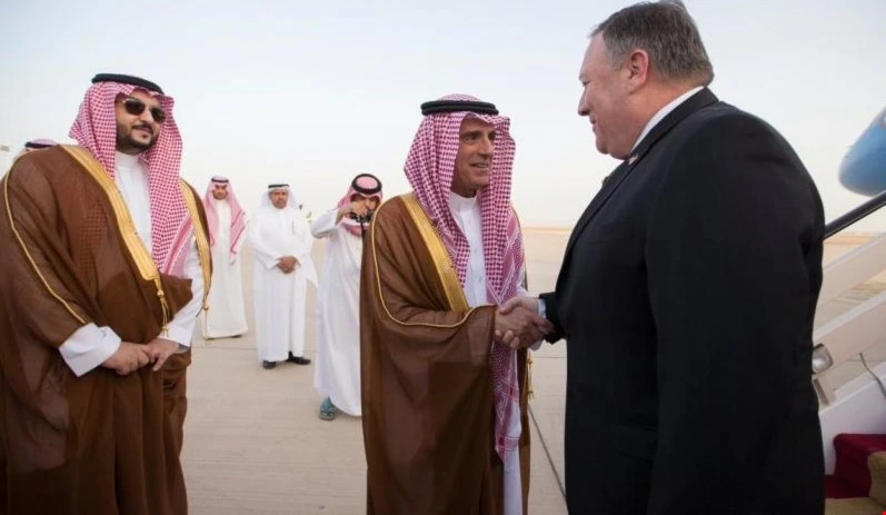 وزير الخارجية السعودي عادل الجبير خلال استقبال نظيره الأميركي مايك بومبيو في الرياض وزير الخارجية السعودي عادل الجبير خلال استقبال نظيره الأميركي مايك بومبيو في الرياض