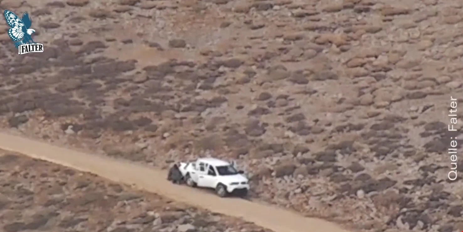 الجنود النمساويون التابعين للأمم المتحدة لم يتصرّفوا بنزاهة بعدما عرضوا المياه على المهرّبين الجنود النمساويون التابعين للأمم المتحدة لم يتصرّفوا بنزاهة بعدما عرضوا المياه على المهرّبين