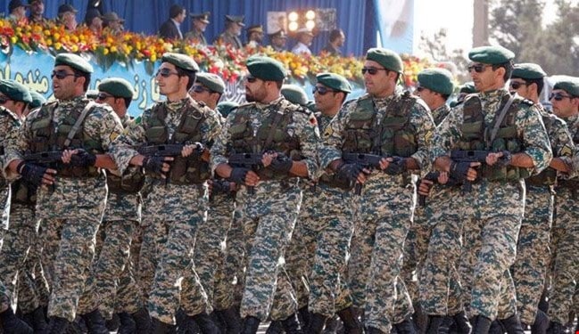 دانت الأركان الإيرانية "الخطوة الشيطانية" لترامب بنقل السفارة الأميركية دانت الأركان الإيرانية "الخطوة الشيطانية" لترامب بنقل السفارة الأميركية