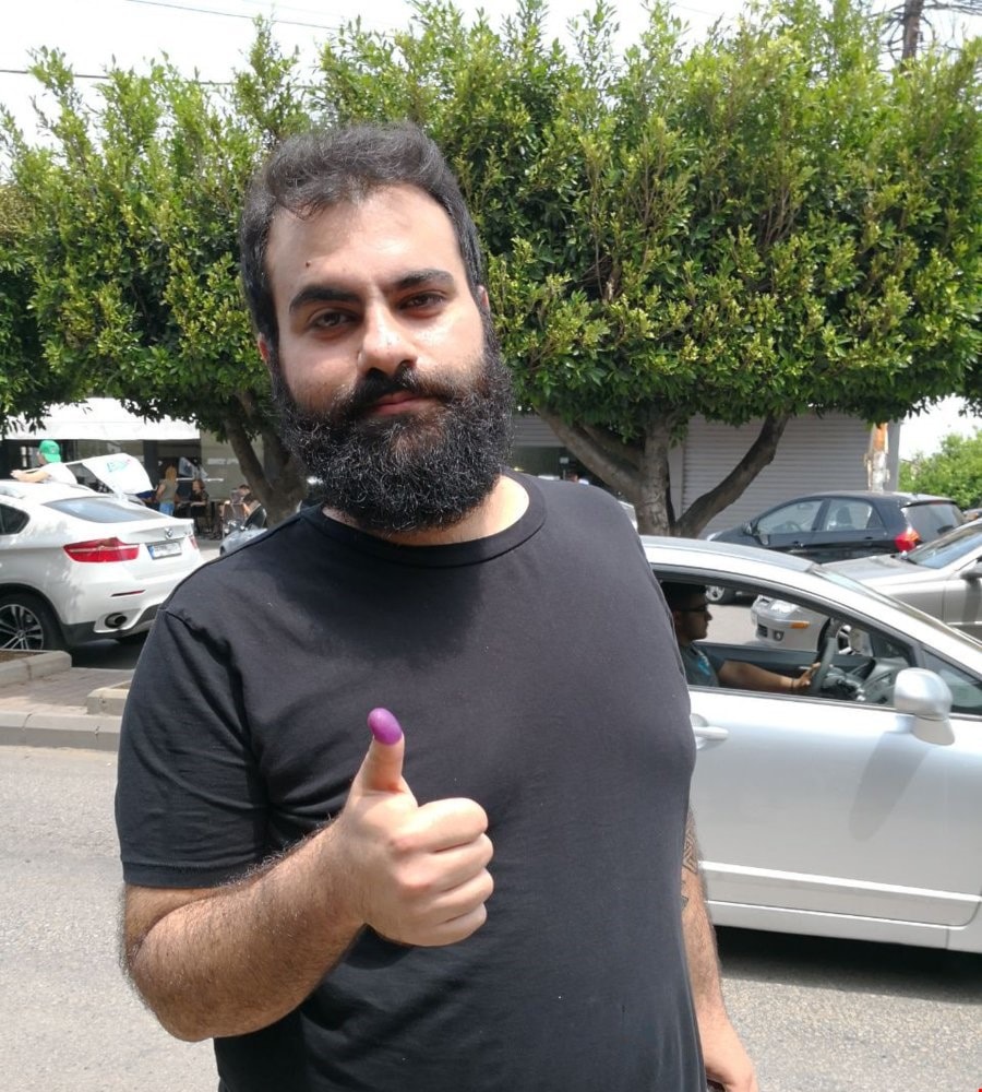 ناشطون يغردون على مواقع التواصل تحت وسم #انتخابات_لبنان ناشطون يغردون على مواقع التواصل تحت وسم #انتخابات_لبنان