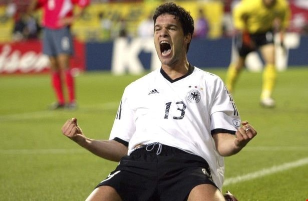 تألق بالاك مع منتخب ألمانيا في مونديال 2002 تألق بالاك مع منتخب ألمانيا في مونديال 2002