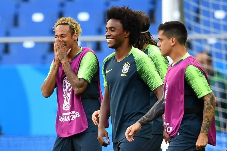 يبدأ المنتخب البرازيلي مشاوره بمواجهة سويسرا (أ ف ب) يبدأ المنتخب البرازيلي مشاوره بمواجهة سويسرا (أ ف ب)