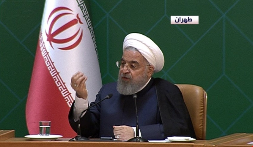 روحاني: الرئيس الإيراني يقبل ايدي كل أبناء الشعب ونقول للعالم إننا نتحمل المتاعب روحاني: الرئيس الإيراني يقبل ايدي كل أبناء الشعب ونقول للعالم إننا نتحمل المتاعب