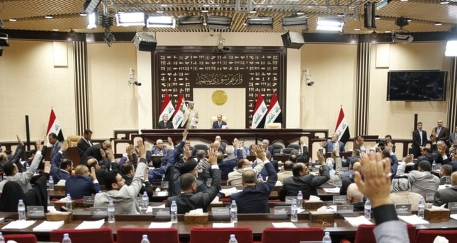 البرلمان العراقي ينعقد غداً وفقاً لمرسوم صادر عن الرئيس معصوم ما يمهد الطريق أمام النواب لانتخاب حكومة جديدة البرلمان العراقي ينعقد غداً وفقاً لمرسوم صادر عن الرئيس معصوم ما يمهد الطريق أمام النواب لانتخاب حكومة جديدة