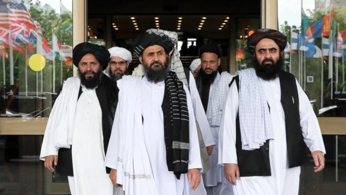 وفد من طالبان يزور باكستان ويناقش محادثات السلام الأفغانية المتعثرة وفد من طالبان يزور باكستان ويناقش محادثات السلام الأفغانية المتعثرة