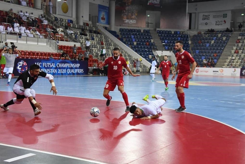 فاز منتخب لبنان على السعودية 2-1 فاز منتخب لبنان على السعودية 2-1