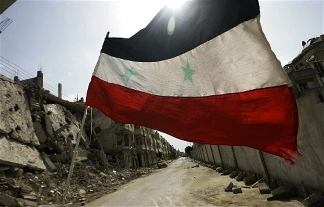العدوان الإسرائيلي استهدف مشفى القنيطرة المدمر بعدة قذائف دبابة العدوان الإسرائيلي استهدف مشفى القنيطرة المدمر بعدة قذائف دبابة